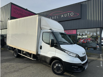 Dostavno vozilo sa zatvorenim sandukom IVECO Daily 35c16