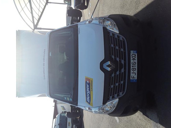 Dostavno vozilo sa zatvorenim sandukom RENAULT MASTER 130CV 20m3: slika Dostavno vozilo sa zatvorenim sandukom RENAULT MASTER 130CV 20m3