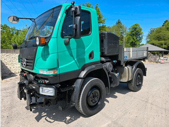 Kamion s otvorenim sandukom UNIMOG U20