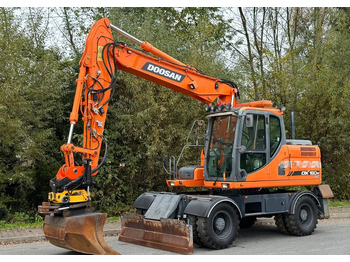 Bager na kotačima DOOSAN DX160W
