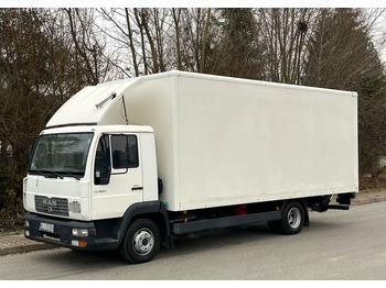 Kamion sandučar MAN