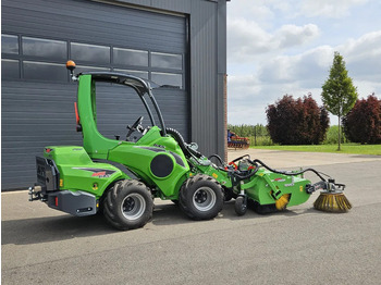 Kompaktni utovarivač gusjeničar Avant 645i Rental mini-shovel: slika Kompaktni utovarivač gusjeničar Avant 645i Rental mini-shovel Kompaktni utovarivač gusjeničar Avant 645i Rental mini-shovel: slika Kompaktni utovarivač gusjeničar Avant 645i Rental mini-shovel