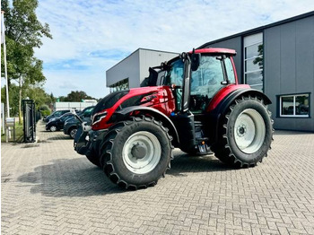Traktor VALTRA T-series