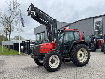 Zakup Valtra Valmet 6650 Hitech, voorlader, vloeistofkoppeling Valtra Valmet 6650 Hitech, voorlader, vloeistofkoppeling: slika Zakup Valtra Valmet 6650 Hitech, voorlader, vloeistofkoppeling Valtra Valmet 6650 Hitech, voorlader, vloeistofkoppeling