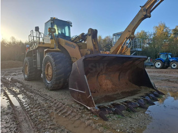 Utovarivač na kotačima KOMATSU WA600-6