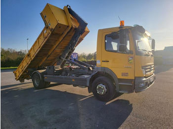 Kamion s kukastom dizalicom MERCEDES-BENZ Atego