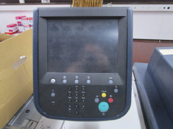 Stroj za digitalni tisak XEROX VERSANT 180 PRESS: slika Stroj za digitalni tisak XEROX VERSANT 180 PRESS Stroj za digitalni tisak XEROX VERSANT 180 PRESS: slika Stroj za digitalni tisak XEROX VERSANT 180 PRESS