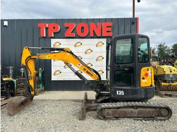 Mini bager Bobcat E35 Cabine à 23500 € HT: slika Mini bager Bobcat E35 Cabine à 23500 € HT