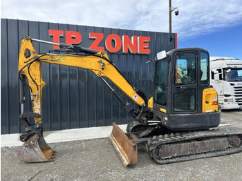 Mini bager Bobcat E50: slika Mini bager Bobcat E50