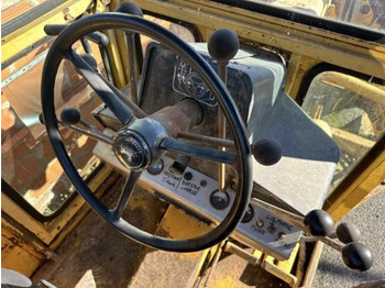 Grejder John Deere 570 A à 12 900 € HT: slika Grejder John Deere 570 A à 12 900 € HT