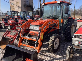 Traktor KUBOTA