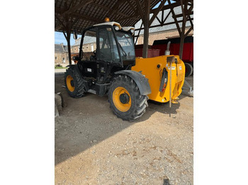 Teleskopski rukovatelj JCB 531-70: slika Teleskopski rukovatelj JCB 531-70