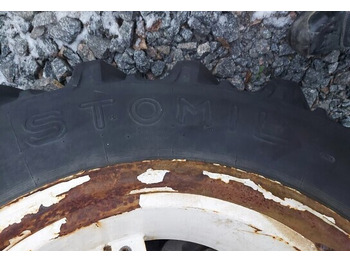 Guma za Traktor 14.9R28 rengas - Valtra: slika Guma za Traktor 14.9R28 rengas - Valtra Guma za Traktor 14.9R28 rengas - Valtra: slika Guma za Traktor 14.9R28 rengas - Valtra