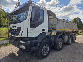 Kiper IVECO Trakker