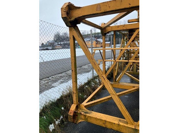 Toranjska dizalica LIEBHERR