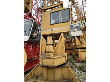 Toranjska dizalica LIEBHERR