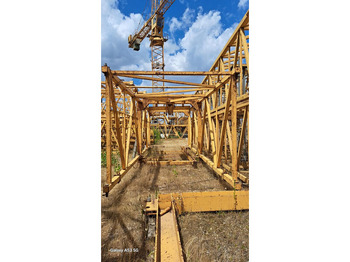 Toranjska dizalica LIEBHERR