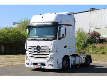 Tegljač Mercedes-Benz Actros 1845: slika Tegljač Mercedes-Benz Actros 1845