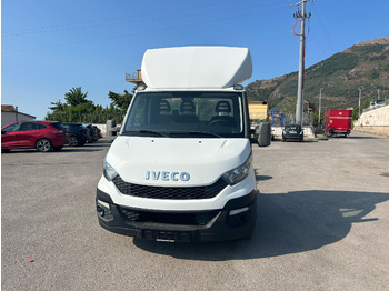 Kamion s kranom IVECO DAILY 35C15: slika Kamion s kranom IVECO DAILY 35C15