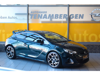Automobil OPEL