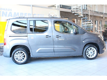 Zakup  Opel Combo Life E Innovation AT-8 Navi Kamera HuD AHK Opel Combo Life E Innovation AT-8 Navi Kamera HuD AHK: slika Zakup  Opel Combo Life E Innovation AT-8 Navi Kamera HuD AHK Opel Combo Life E Innovation AT-8 Navi Kamera HuD AHK