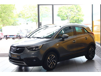 Limuzina Opel Crossland (X) 1,2 Ultimate Pano Navi Kamera LED: slika Limuzina Opel Crossland (X) 1,2 Ultimate Pano Navi Kamera LED Limuzina Opel Crossland (X) 1,2 Ultimate Pano Navi Kamera LED: slika Limuzina Opel Crossland (X) 1,2 Ultimate Pano Navi Kamera LED