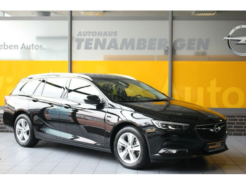 Automobil OPEL