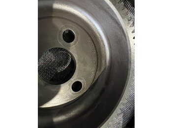 Motor i dijelovi Scania R580: slika Motor i dijelovi Scania R580 Motor i dijelovi Scania R580: slika Motor i dijelovi Scania R580