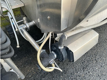 Oprema za prehrambenu industriju Weldholms DF 953 AD: slika Oprema za prehrambenu industriju Weldholms DF 953 AD Oprema za prehrambenu industriju Weldholms DF 953 AD: slika Oprema za prehrambenu industriju Weldholms DF 953 AD