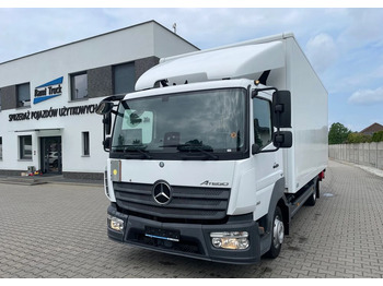 Kamion sandučar MERCEDES-BENZ Atego 818