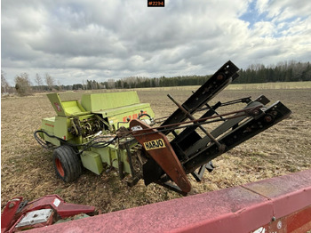 Oprema za prevrtanje sijena Claas Markant 60 square baler with thrower: slika Oprema za prevrtanje sijena Claas Markant 60 square baler with thrower