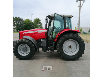Traktor MASSEY FERGUSON: slika Traktor MASSEY FERGUSON