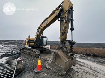 Bager gusjeničar CAT 352: slika Bager gusjeničar CAT 352