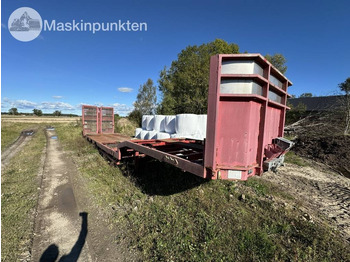 Poluprikolica s niskim utovarivačem NOOTEBOOM