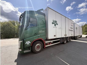 Kamion sandučar VOLVO FH