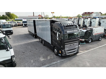 Kamion s ceradom VOLVO FH16 660