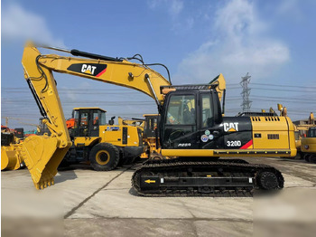 Bager gusjeničar CATERPILLAR 320D