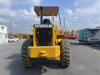 Utovarivač na kotačima CATERPILLAR 910: slika Utovarivač na kotačima CATERPILLAR 910