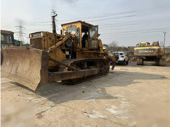 Buldožer KOMATSU D85-18: slika Buldožer KOMATSU D85-18