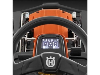 Vrtna kosilica Husqvarna R 316TsX AWD inkl. Combi 112 cm klipperbord: slika Vrtna kosilica Husqvarna R 316TsX AWD inkl. Combi 112 cm klipperbord