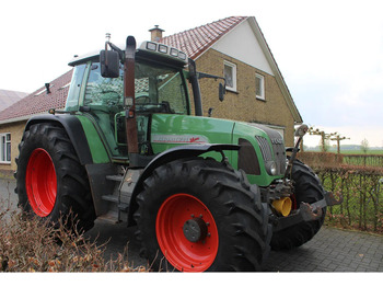 Traktor FENDT 700 Vario