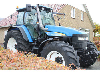 Traktor NEW HOLLAND TM