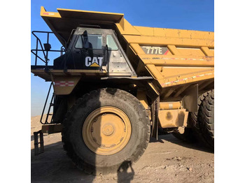Kruti istovarivač/ Kamion za prijevoz kamenja CATERPILLAR 777