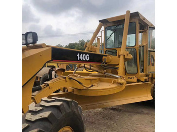 Grejder CATERPILLAR 140H