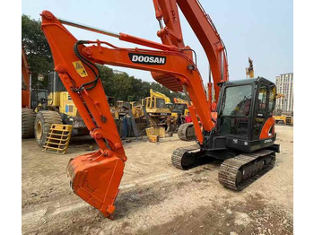 Bager DOOSAN DX60