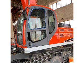 Bager gusjeničar DOOSAN DX260