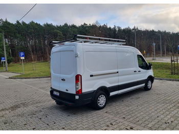 Mali kombi Ford Transit: slika Mali kombi Ford Transit