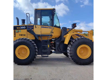 Utovarivač na kotačima KOMATSU WA380-3
