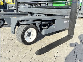 4-smjerni regalni viličar Combilift C3000 / DIESEL / DUPLEX 4200MM / FREE LIFT / WIDE FORK POSITIONER / FULL CABIN / EXCELLENT CONDITION / Wide range of four-way an: slika 4-smjerni regalni viličar Combilift C3000 / DIESEL / DUPLEX 4200MM / FREE LIFT / WIDE FORK POSITIONER / FULL CABIN / EXCELLENT CONDITION / Wide range of four-way an