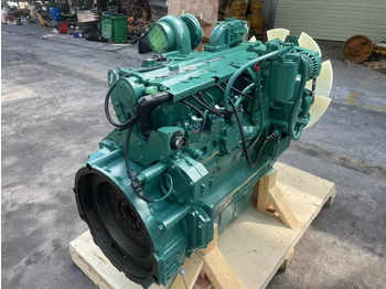 Motor VOLVO D6D: slika Motor VOLVO D6D